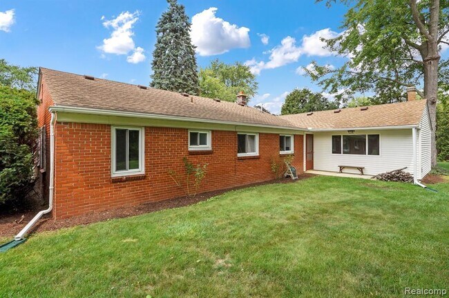 Foto del edificio - 2275 Lancaster Rd