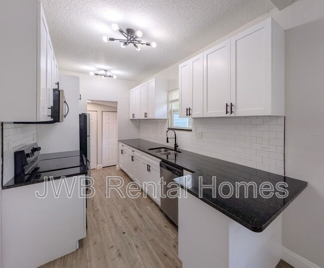 Foto del edificio - 3028 Green St