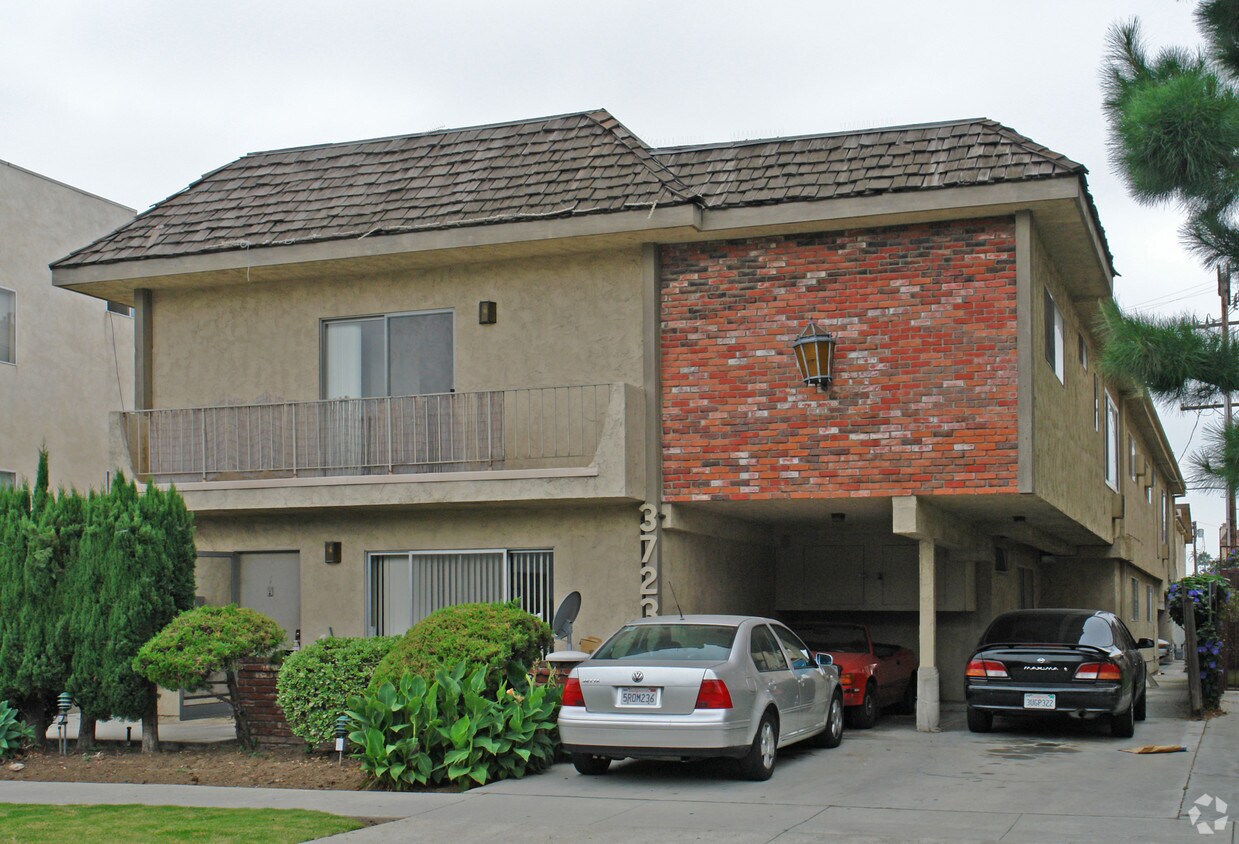 Primary Photo - 3723 Watseka Ave