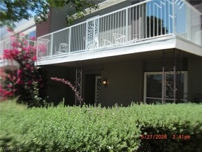 Building Photo - 1112 Tam O Shanter