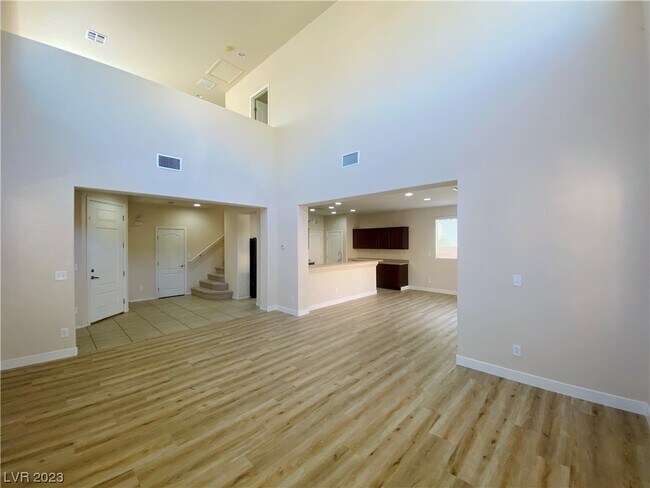Building Photo - 9859 Aleutian St
