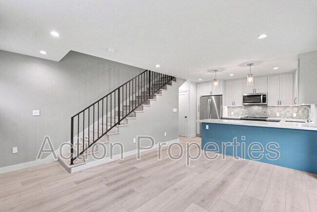 Foto del edificio - 490 Calderon Ave