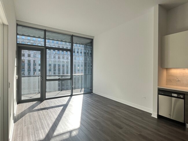 Foto del edificio - 222 W Hubbard St