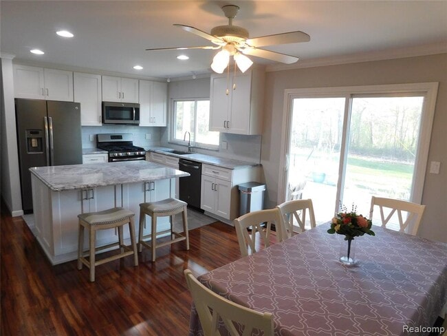 Building Photo - 2759 Winter Dr