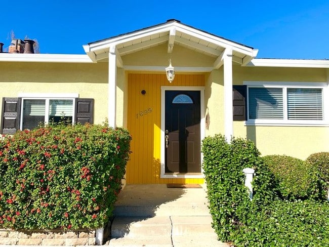 Foto del edificio - 1699 Baywood Dr