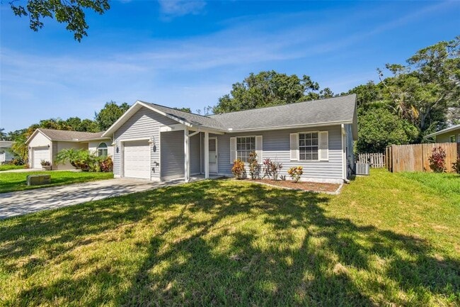 Building Photo - 331 Feather Tree Dr