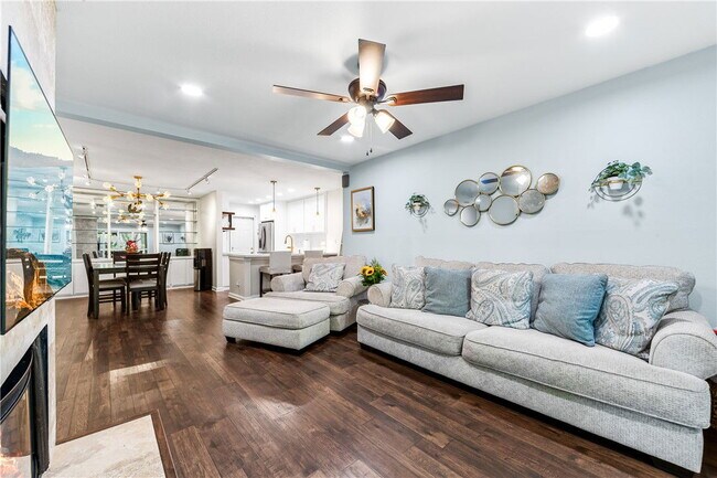 Foto del edificio - 7890 E Spring St