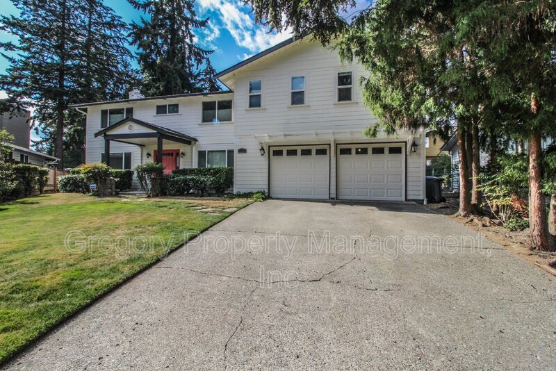 1017 142nd Ave SE, Bellevue, WA 98007 House Rental in Bellevue, WA