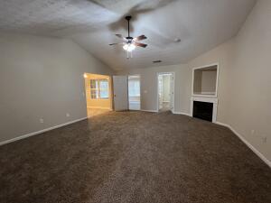 Building Photo - 707 Porter Ln