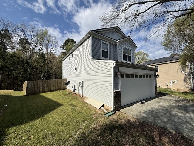 Photo - 3734 Mountain Brook Cir (Durham, NC) House