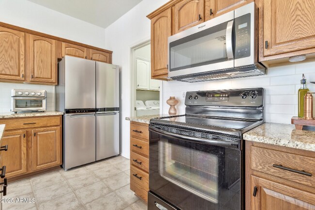 Foto del edificio - 1231 E Canyon Trail