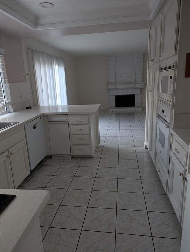 Building Photo - 26472 Sandy Creek