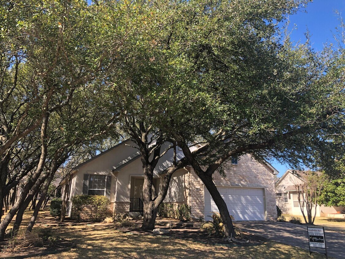 Foto principal - 292 Whispering Wind Drive-Unfurnished Sun ...