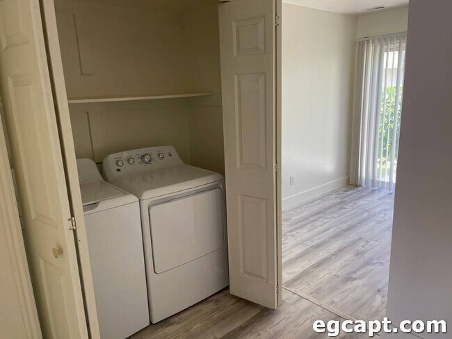 Foto del edificio - 1245 N 400 E