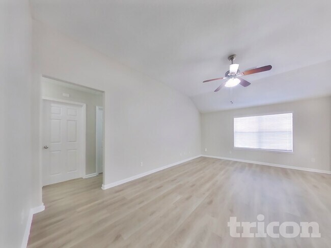 Foto del edificio - 14045 Buckskin Dr