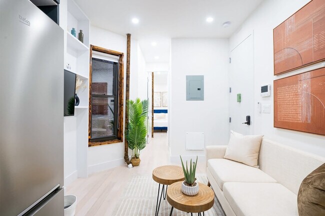 Foto del edificio - 515 W 48th St
