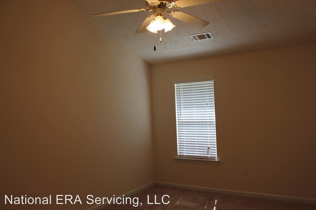 Building Photo - 120 Creekstone Ct