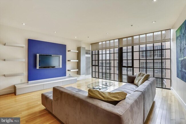 Foto del edificio - 3303 Water St NW
