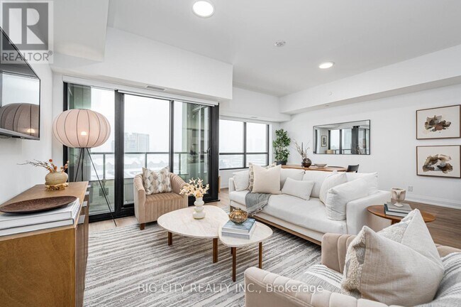 Building Photo - 36-436 Brentcliffe Rd