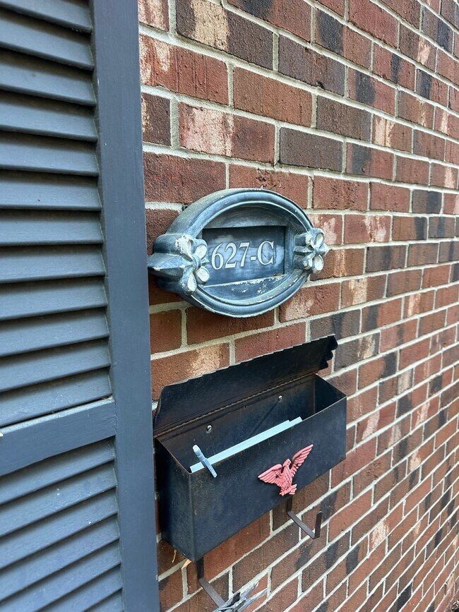 Foto del edificio - Now available!! – 672 W Front St, Unit C, ...