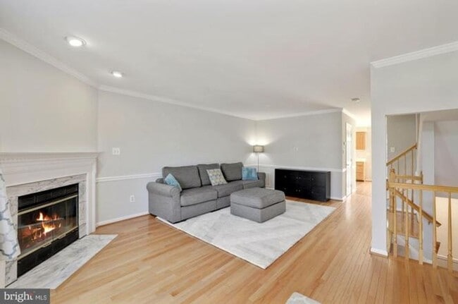 Building Photo - Charming 3BR (4-level) Townhome in Ashburn