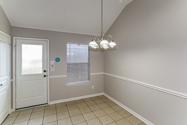 Building Photo - 1428 Dun Horse Dr