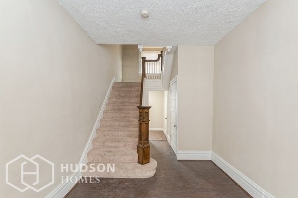 Foto del edificio - 1303 Denniston St