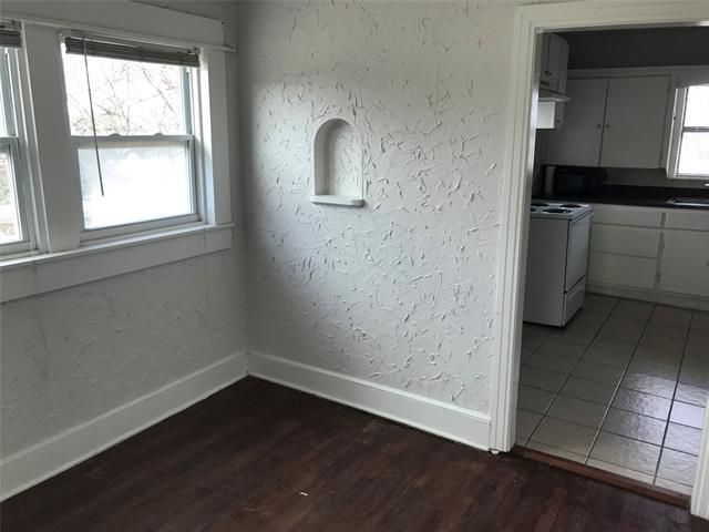 Foto del edificio - 813 W Eighth St