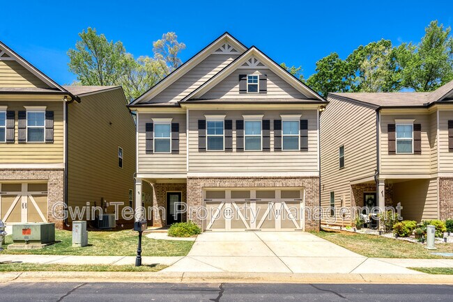 Building Photo - 5216 Apple Grove Rd NE