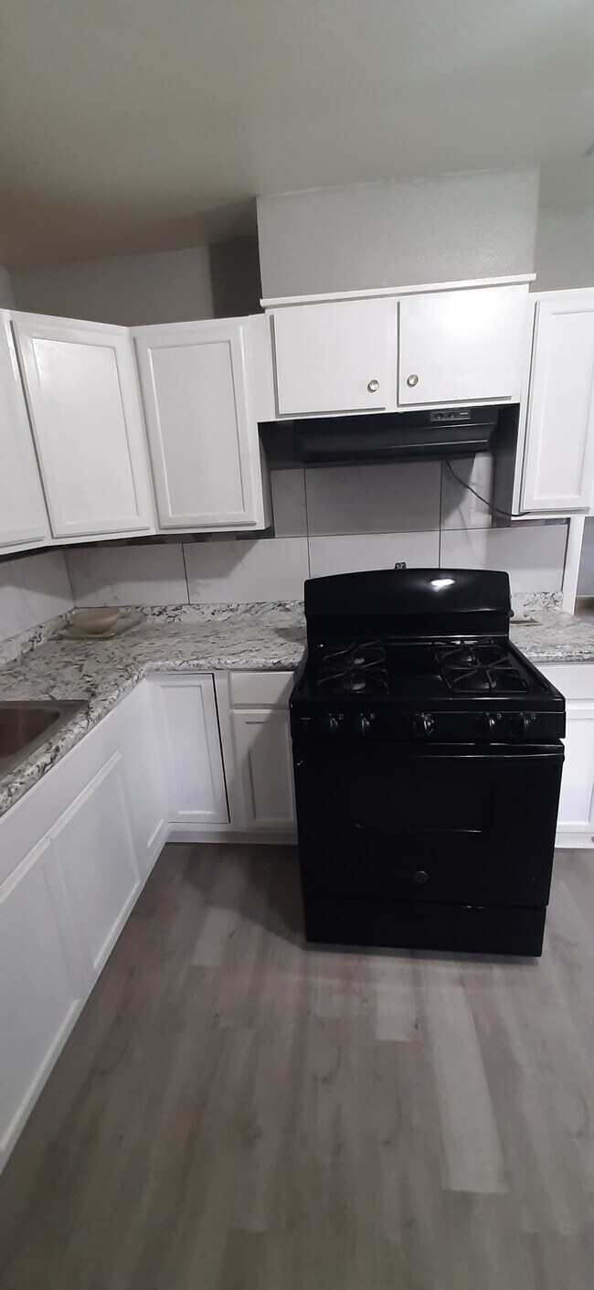 Foto del edificio - 4930 Dandridge Pl