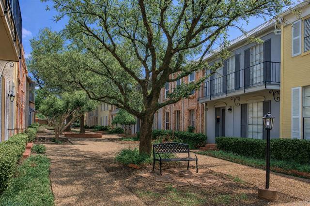 Building Photo - 9844 Valley Meadow Ct