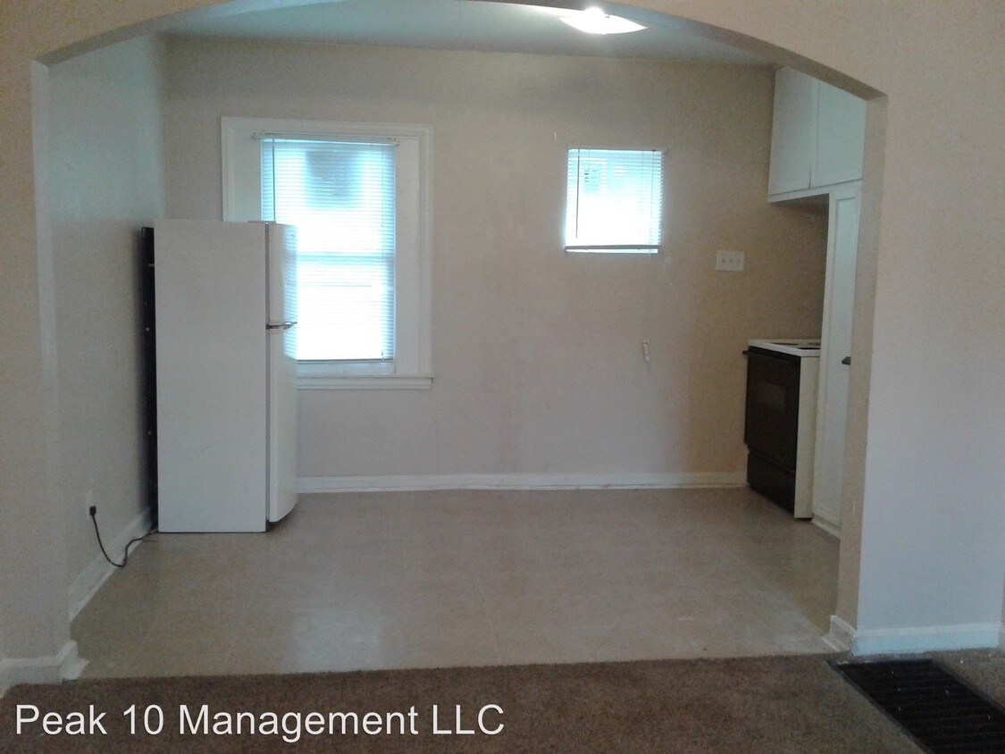 Foto principal - 952 N Oliver Ave