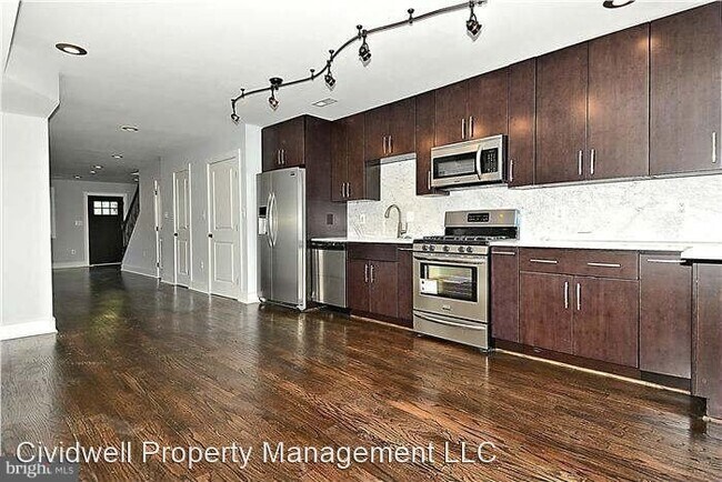 Foto del edificio - 3 br, 2.5 bath House - 1513 K St SE