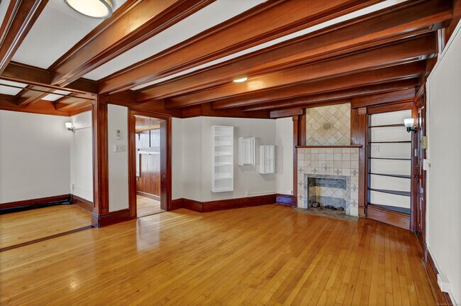 Building Photo - 11 Winthrop Rd