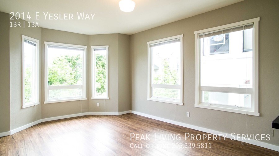 Foto principal - FULLY RENOVATED 1bd/1ba Large Bay Windows!