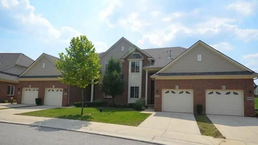 Primary Photo - 29337 Woodpark Cir