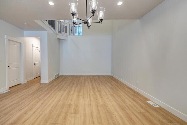 Building Photo - 1456 North St