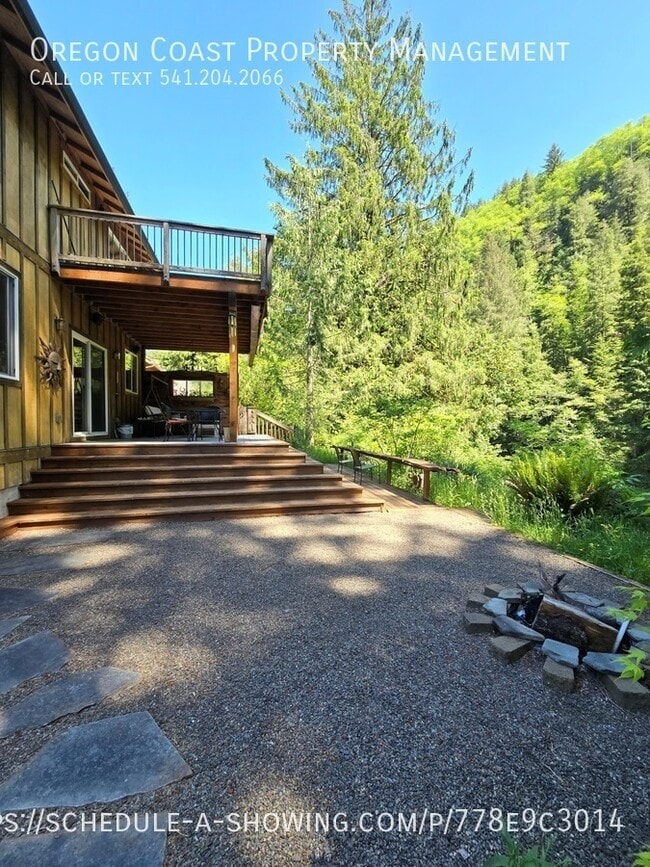 Building Photo - 3Bed/2.5Bath Home on the Wilson River - A ...