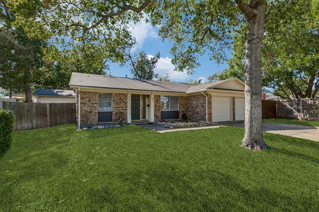 Foto principal - 641 Cambridge Dr