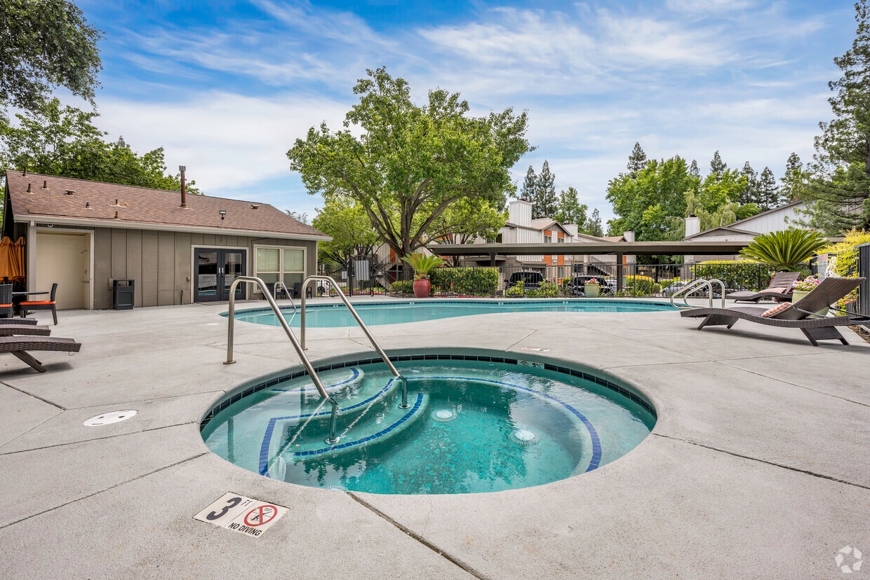 Foxborough - 7795 Antelope Rd Citrus Heights, CA 95610