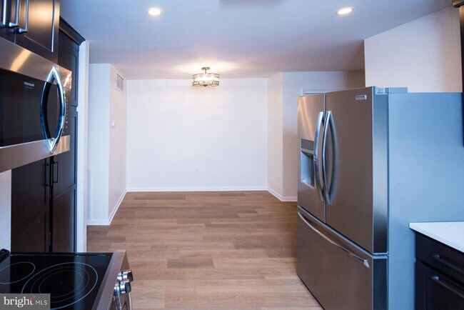 Foto del edificio - 103 N 2nd St