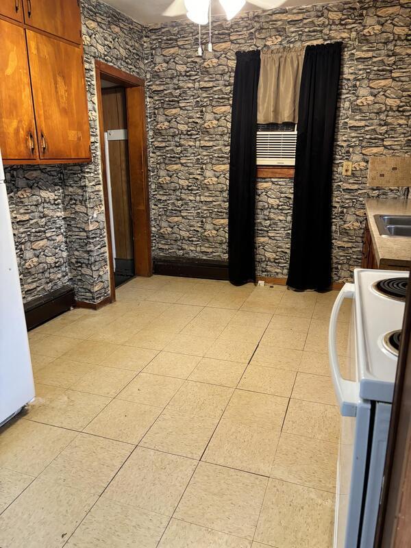 Foto del edificio - 2163 S 17th St