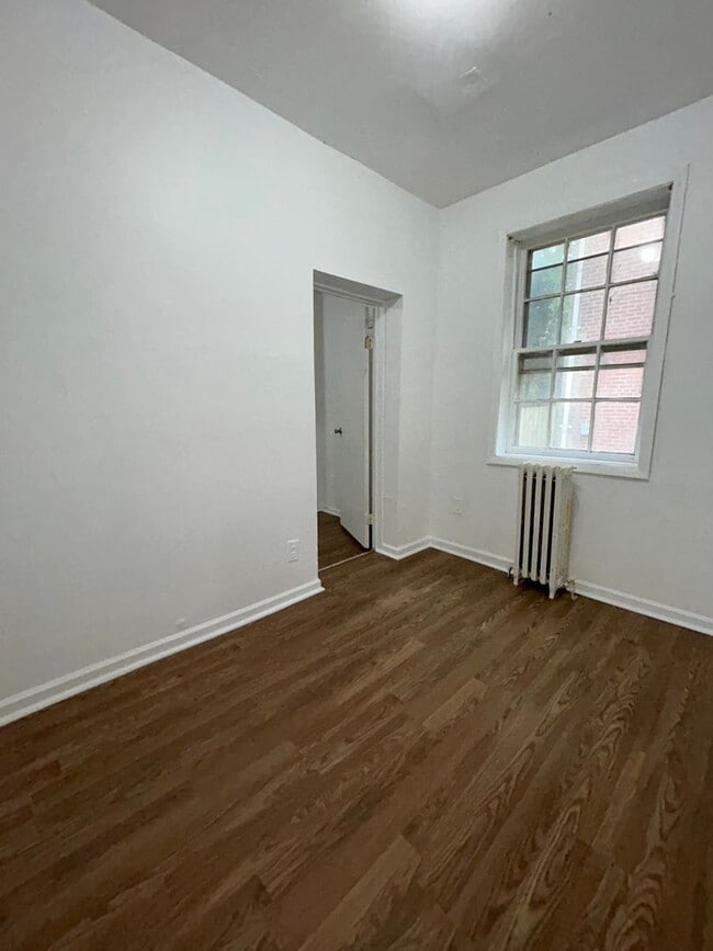 Building Photo - 648 Stuyvesant Ave