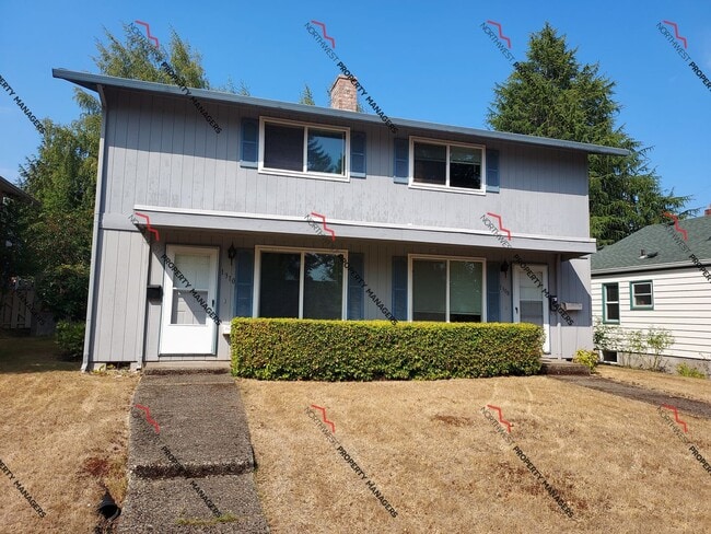 Building Photo - R115