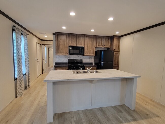 Foto del edificio - 5387 Nautical Ct