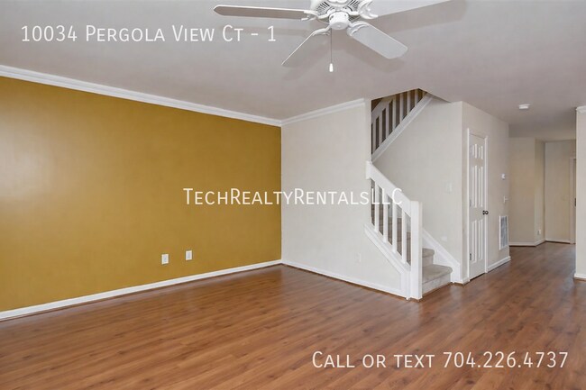 Foto del edificio - 10034 Pergola View Ct