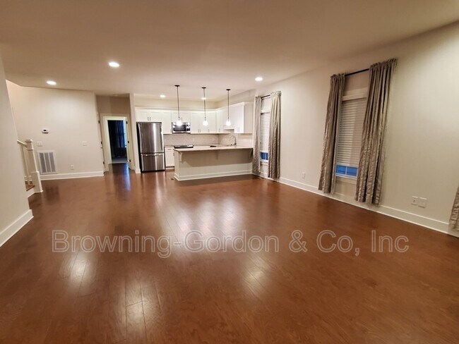 Building Photo - 4017 Elkins Alley