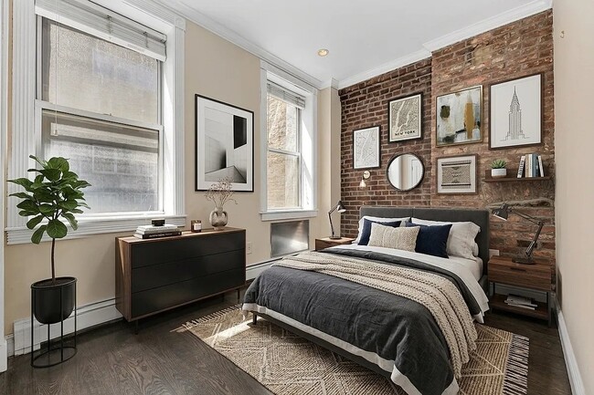 Building Photo - 448 W 19th St