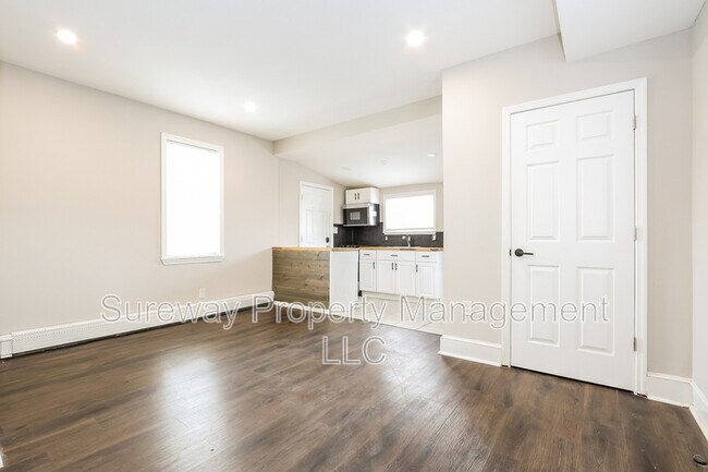 Foto del edificio - 300 D'Arcy Ave