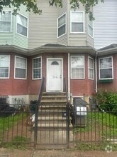 Building Photo - 461 Catherine St